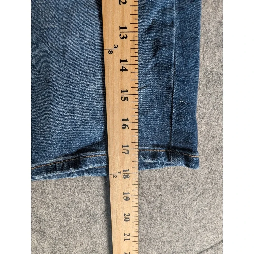 Calvin‎ Klein Jeans Mens Blue Denim Shorts Distressed Medium Wash Size 28